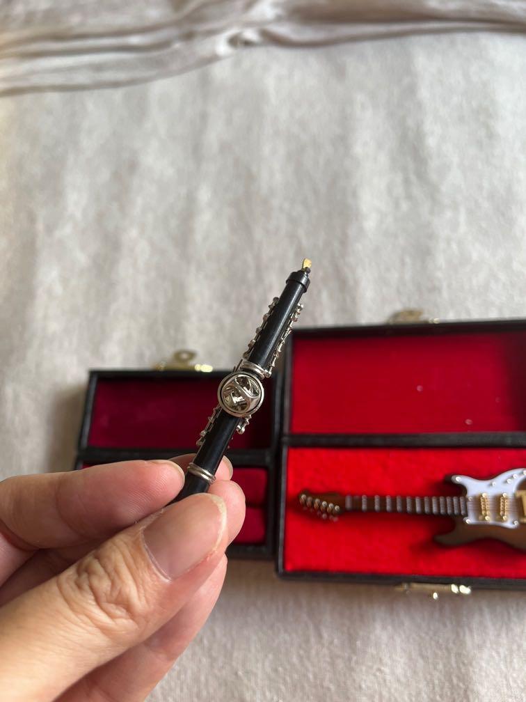 BNIB and Bass Guitar Pins, Hobbies & Toys, Toys & Games on