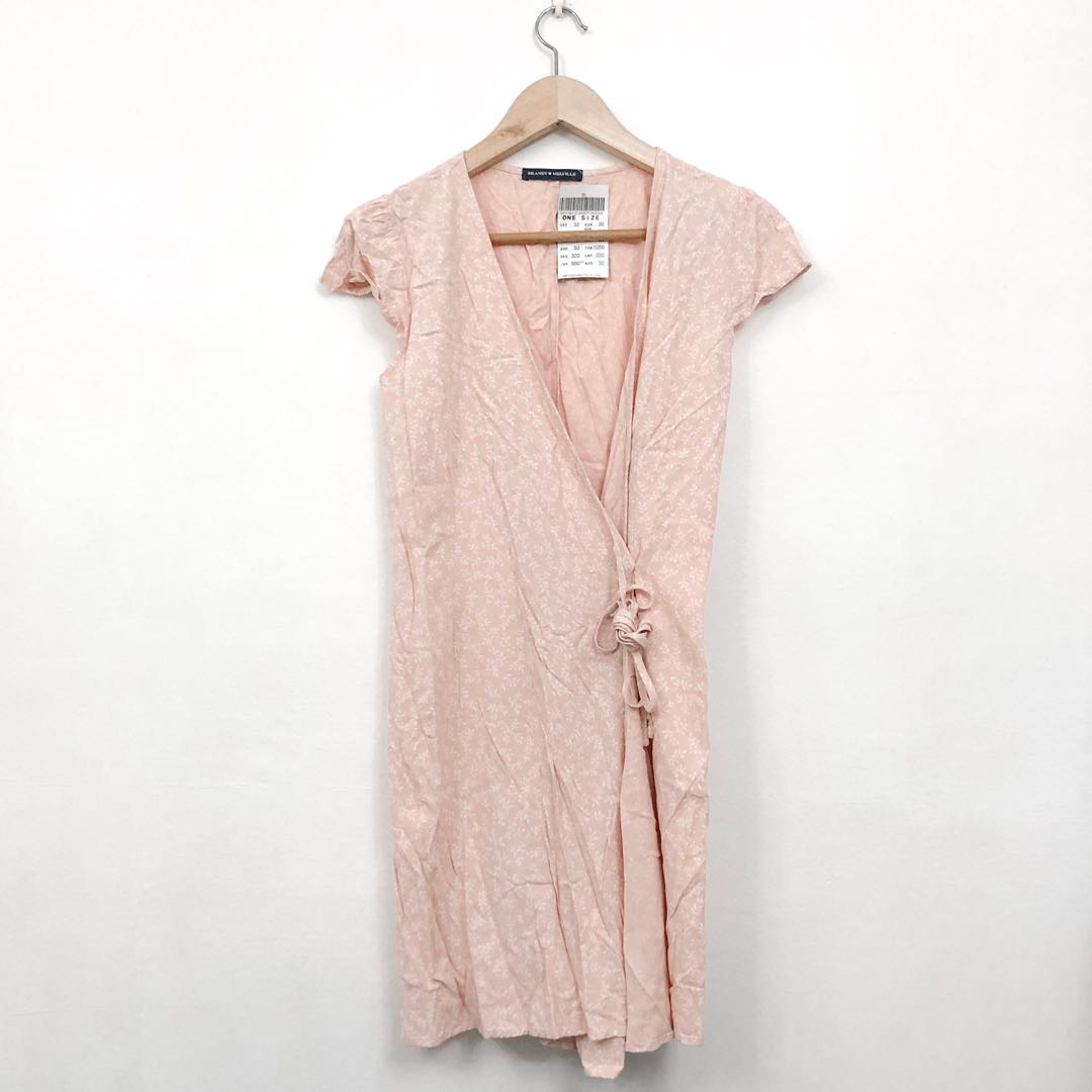 Brandy melville robbie dress, Women's Fashion, Dresses Sets