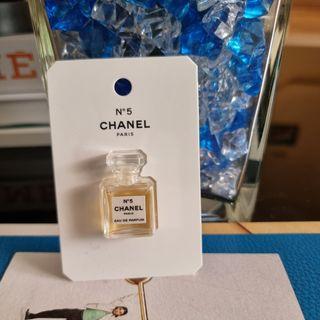 Authentic Chanel 100th year limited edition 1.5ml No.5 Perfum