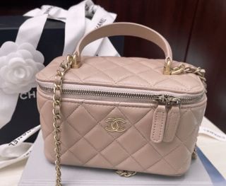 （分類：）位於 。 由 karrielau 提交（商品編號 1157959846，圖片 1）。簡介： 。