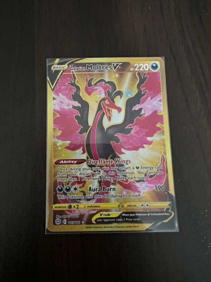 Carta Pokémon Galarian Moltres V - Astral Radiance, Trainer Gallery, Ultra Rare (TG20/TG30) - Para Coleccionistas