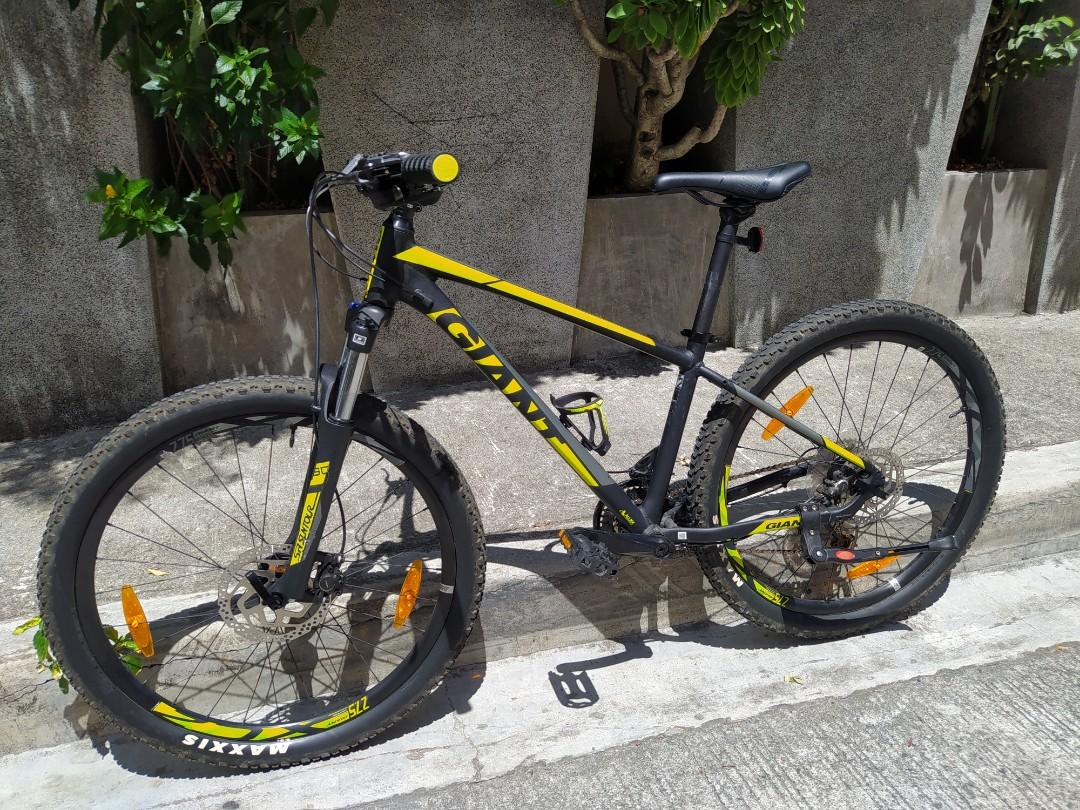 Giant Talon 2 27.5 Mountain Bike