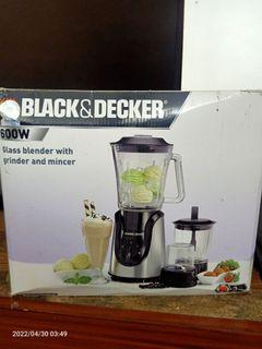 Black & Decker JBGM600 - 220V Four-in-One Juicer, Blender & Grinder