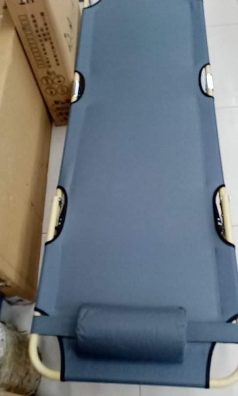 Heavy duty folding bed, Furniture & Home Living, Furniture, Chairs on