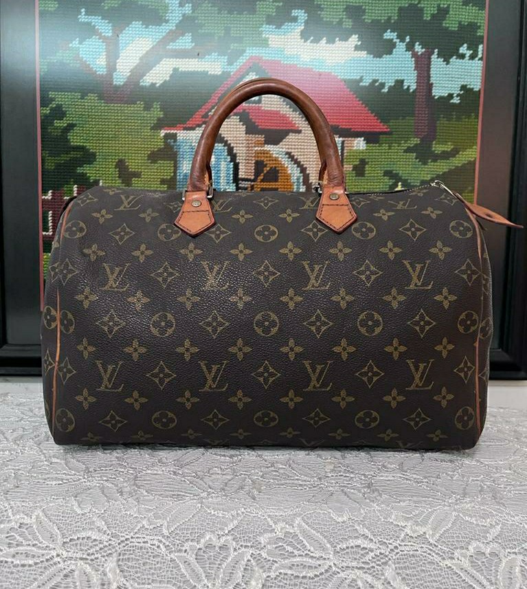 Tas Wanita Original Louis Vuitton Speedy 35 Second Preloved Authentic  Bekas, Barang Mewah, Tas & Dompet di Carousell