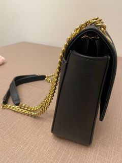 （分類：）位於 。 由 ansonchan068 提交（商品編號 1157850225，圖片 1）。簡介： 。