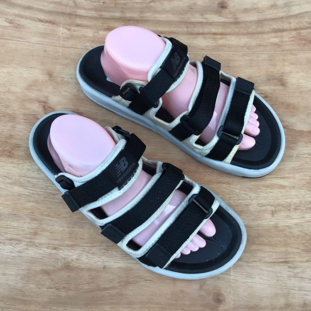 New balance discount sandal caravan