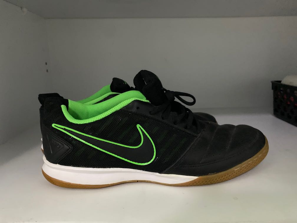 Futsal nike gato store