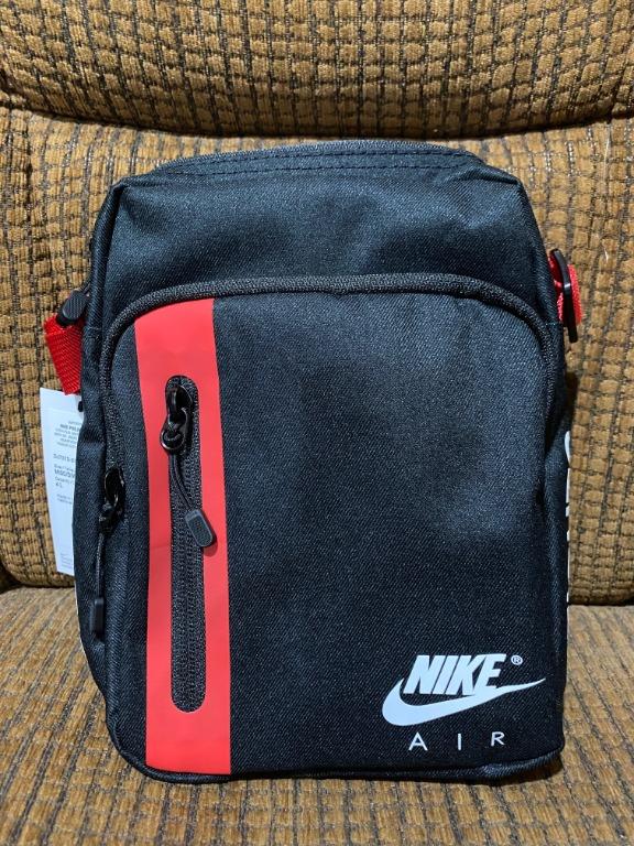 crossbody bag nike tech
