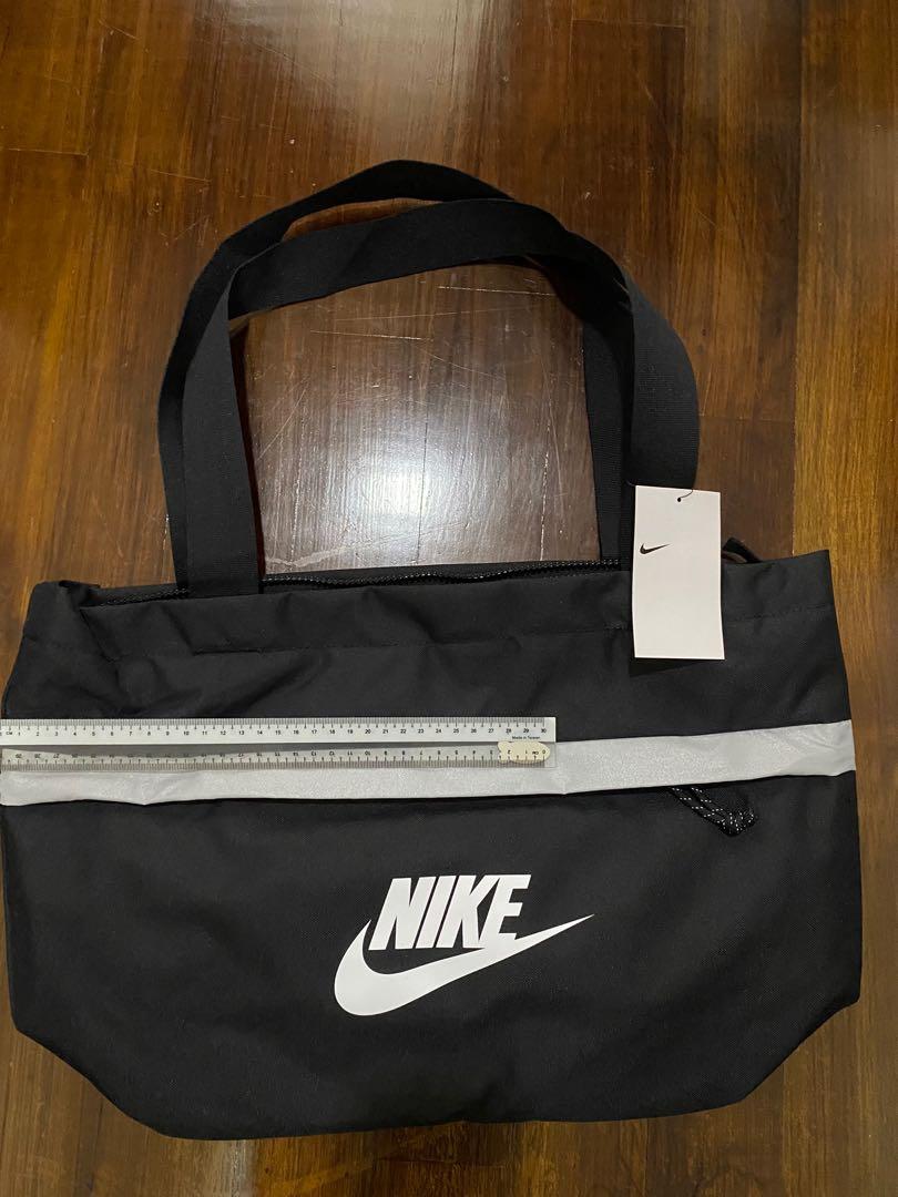 Nike Tanjun Zipper Tote bag black Women s Fashion Bags Wallets Tote Bags on Carousell