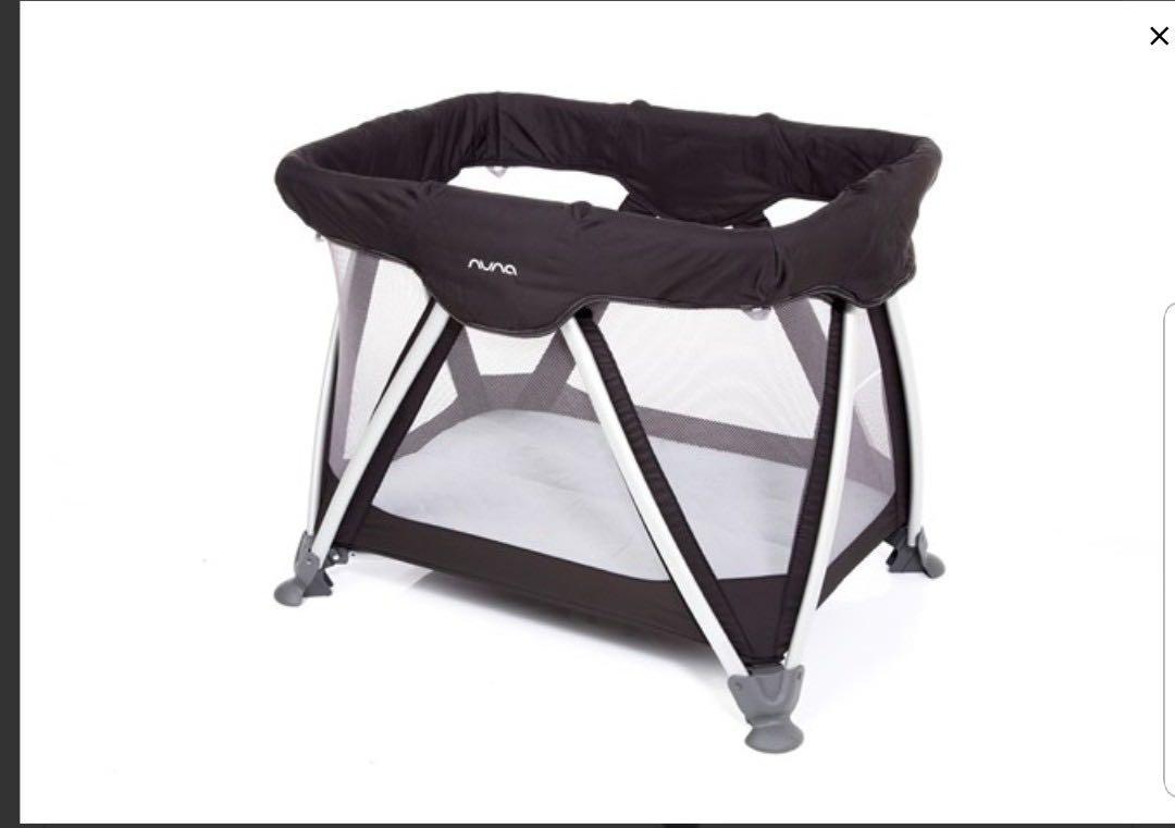 Nuna mini travel store cot