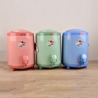 SAHARA DRINK JAR, JUICE DISPENSER WITH FAUCET Sizes: 6L, 8L, 10L *items comes in assorted color ( light pink, light green, blue)  Material: Durable Food Grade Plastic   Message us for inquiry!! Open for delivery within metro and other provincial areas!