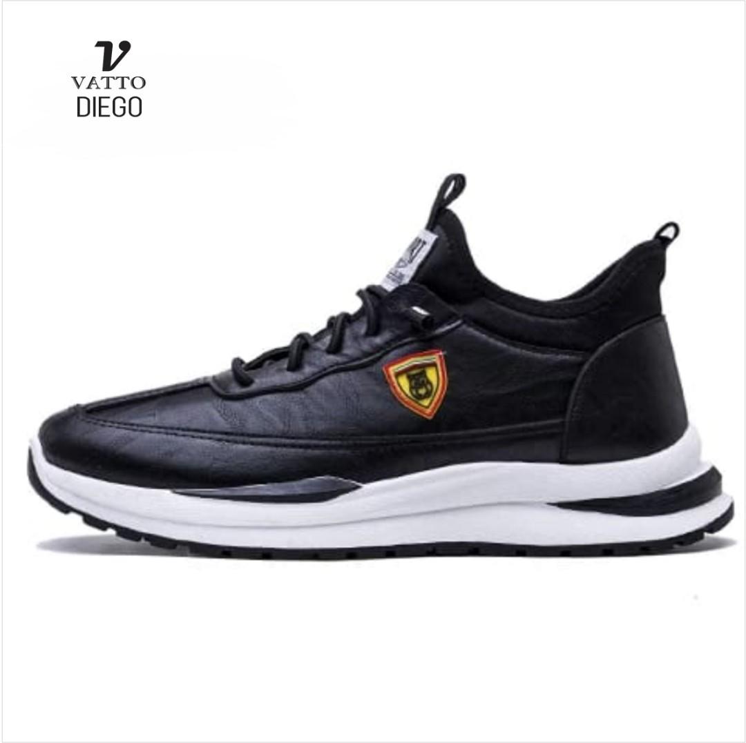 Sepatu sport on sale running pria