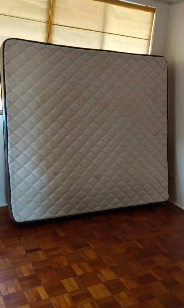 Slumberland Dormir Mattress w/ Free Wooden Bed Frame, Furniture & Home