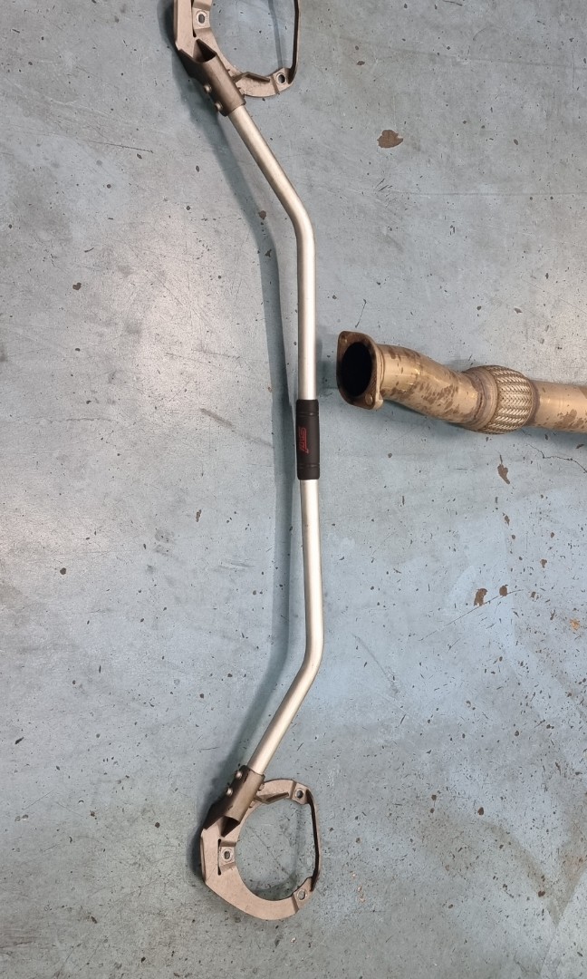 STI Front Strut Bar for Subaru Forester, Car Accessories, Accessories