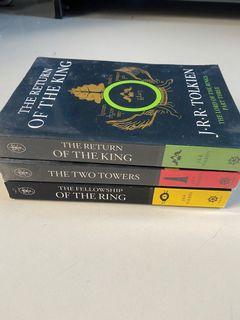 The Lord of the Rings (Trilogy-Paperback)
