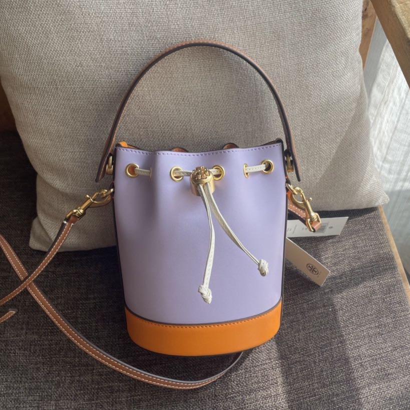 Tory Burch Robinson mini bucket bag, Women's Fashion, Bags & Wallets, Tote  Bags on Carousell