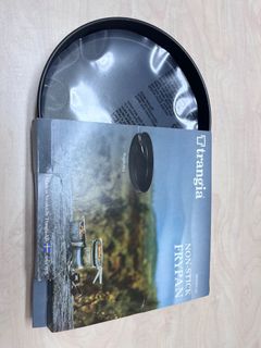 （分類：）位於 。 由 jeffonban 提交（商品編號 1157871487，圖片 1）。簡介： 。