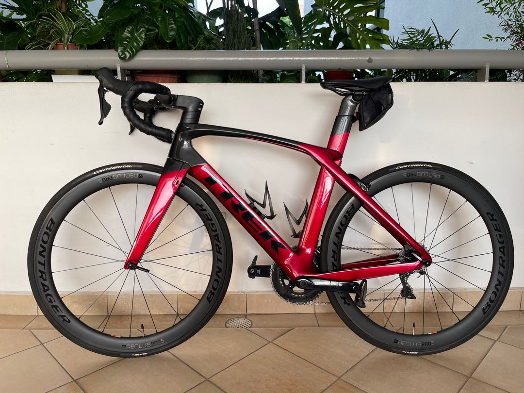 Madone 8 store