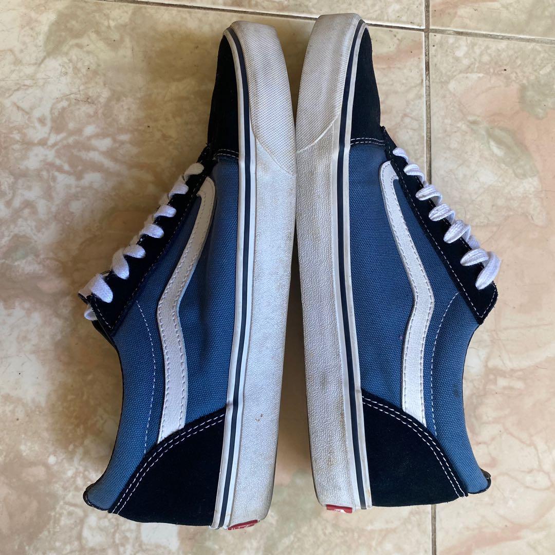 vans ward navy