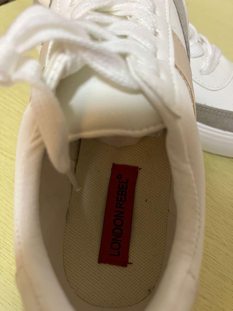 White sneakers london deals