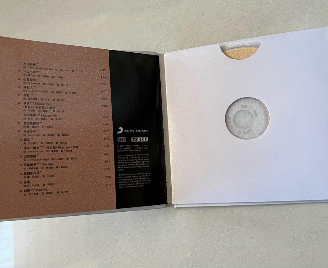 シューベルト:歌曲全集BOX(38枚組) シューベルト:歌曲全集BOX(38枚組