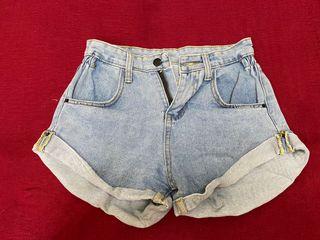 [ Ready Item ] Denim Shorts Jeans Blue Color Size 34