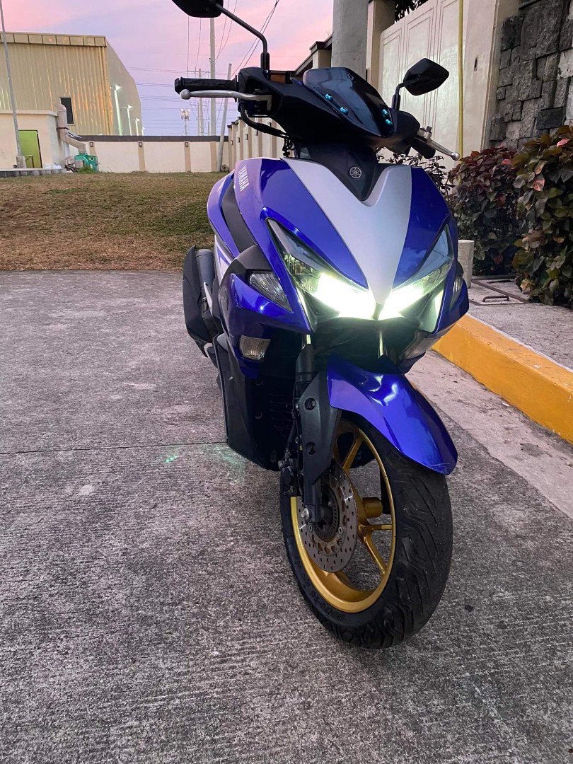 Aerox blue sale