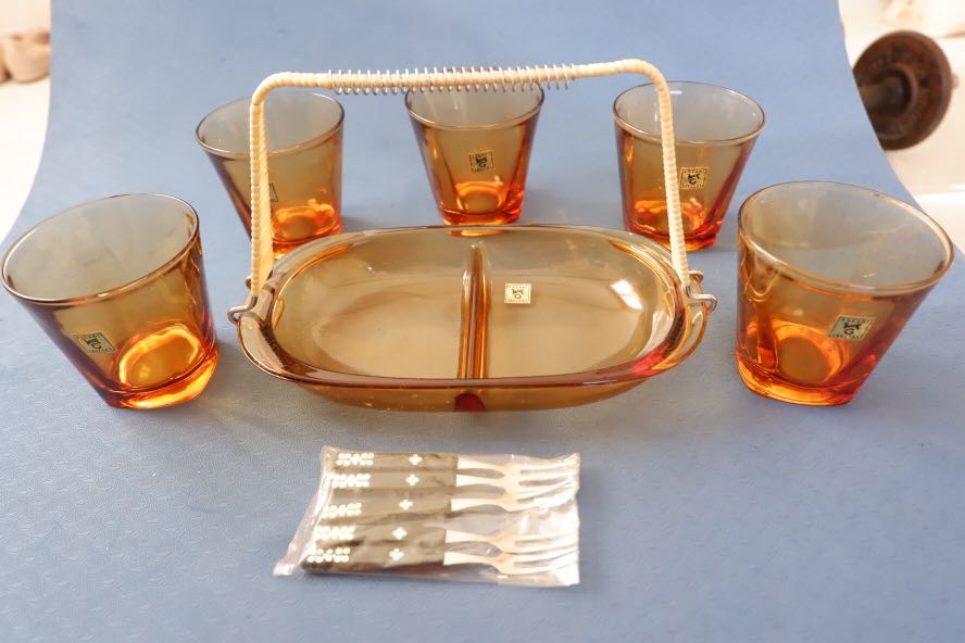 Vintage Amber snack dining set, Furniture & Home Living, Kitchenware
