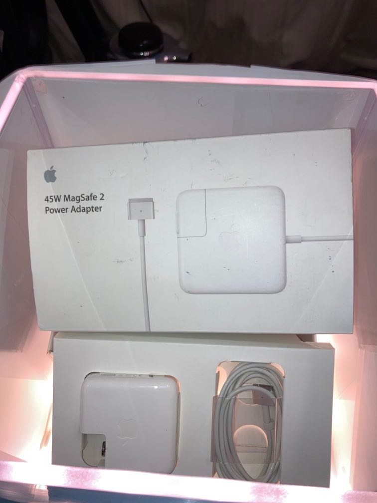 Apple 原廠45W MagSafe 2 Power Adapter, 電腦＆科技, 電腦周邊及配件, 電腦線、轉接線及轉換器- Carousell
