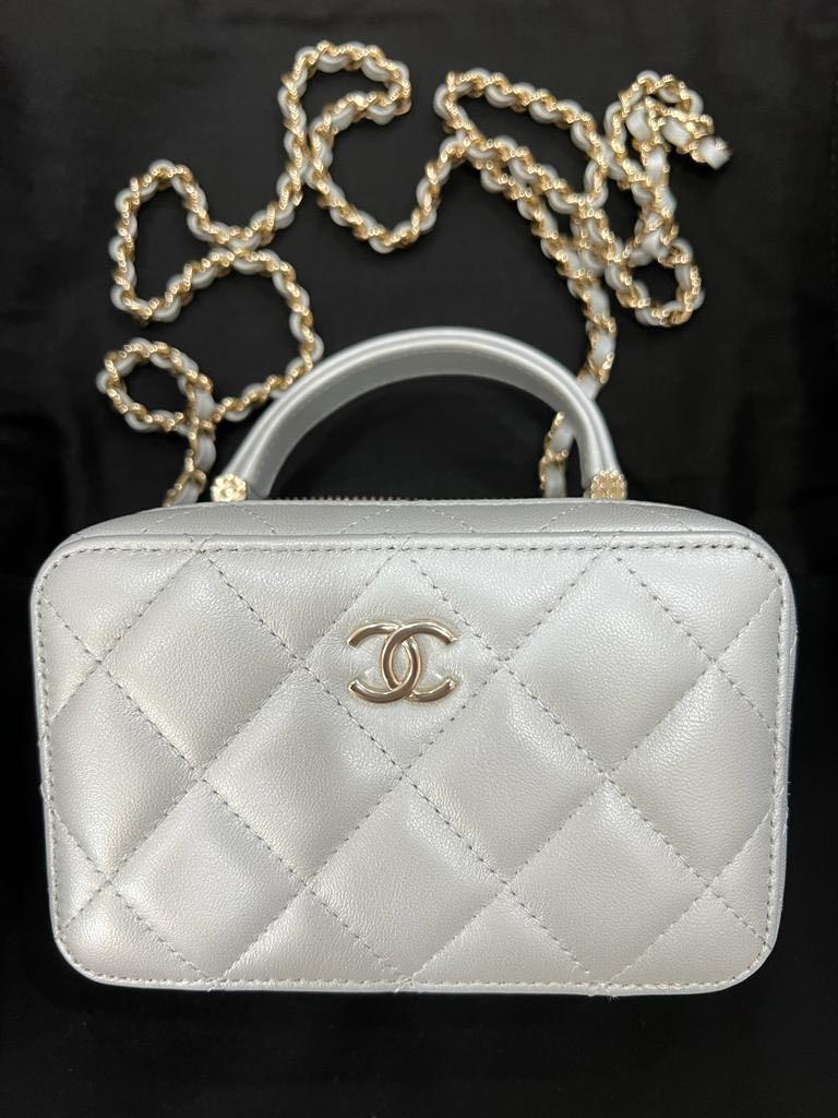 Chanel Vanity Case, Luxury, Bags & Wallets on Carousell