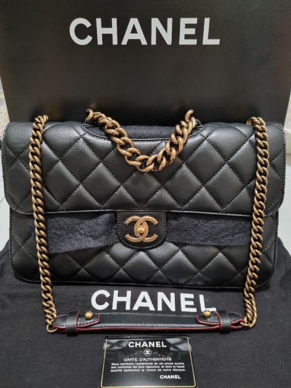 Chanel Perfect Edge Large Flap Bag, Women's Fashion, Bags & Wallets,  Shoulder Bags on Carousell
