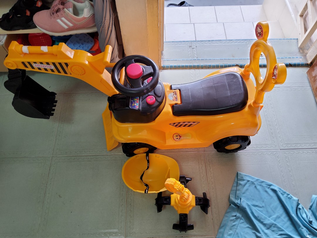 children-toy-car-babies-kids-babies-kids-fashion-on-carousell