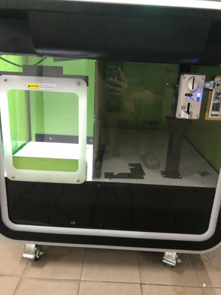 Claw machine (digital setting), Hobbies & Toys, Toys & Games on Carousell