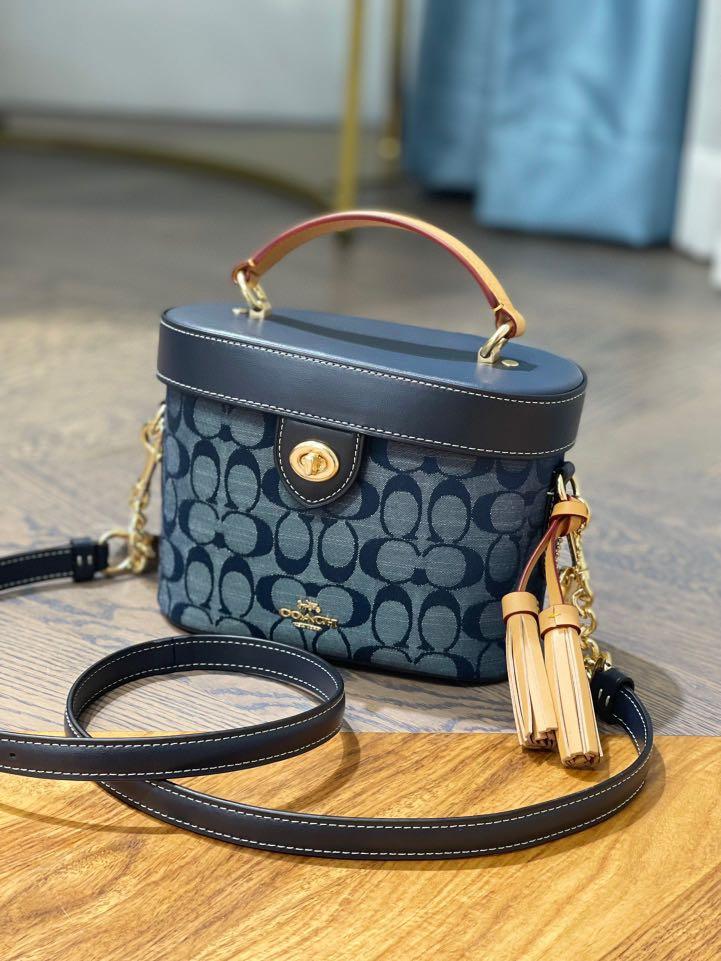 Coach Kay In Signature Chambray C8165 Denim Multi Leather Cross Body Bag