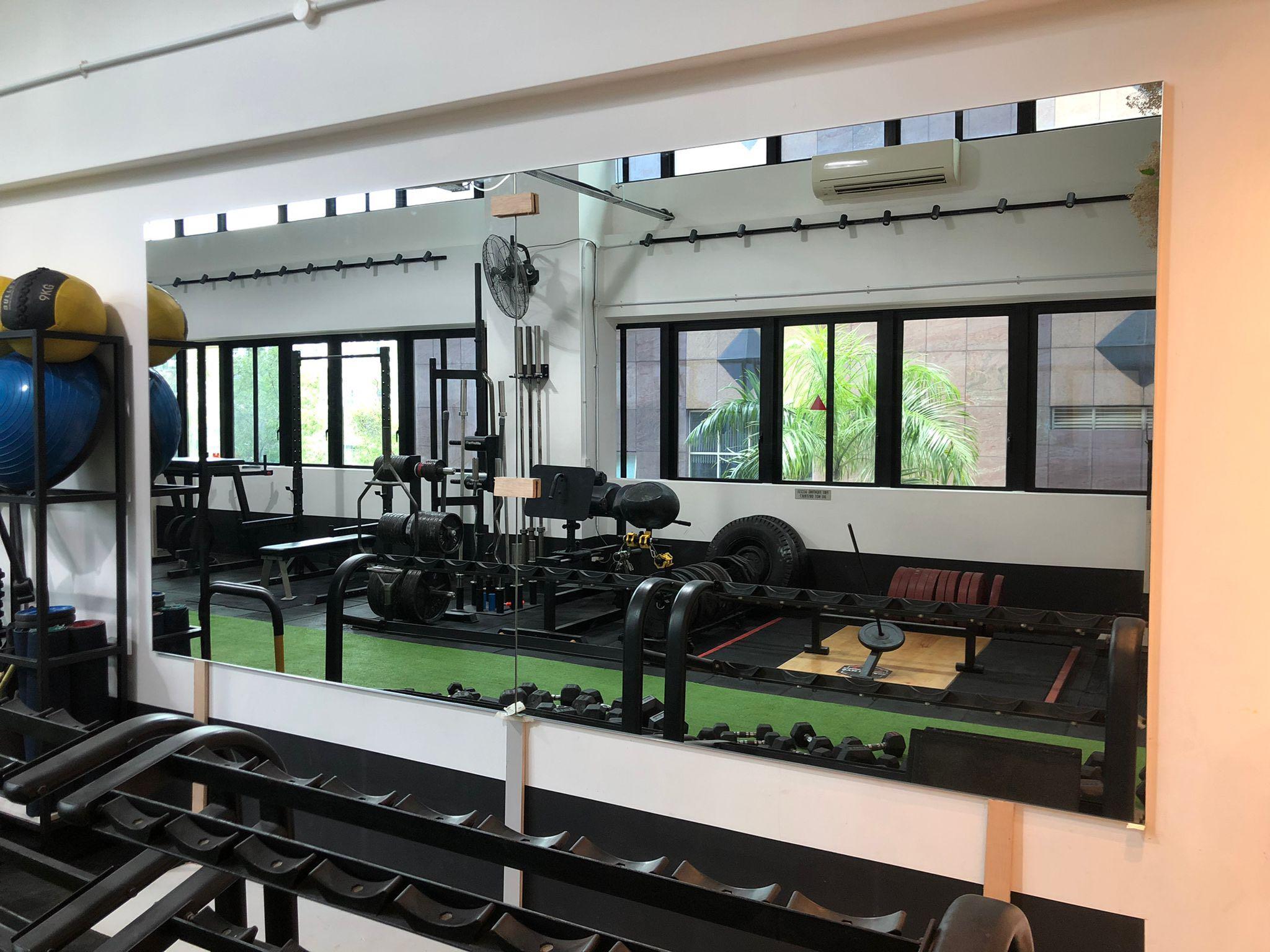 Gym mirror 2025 installation