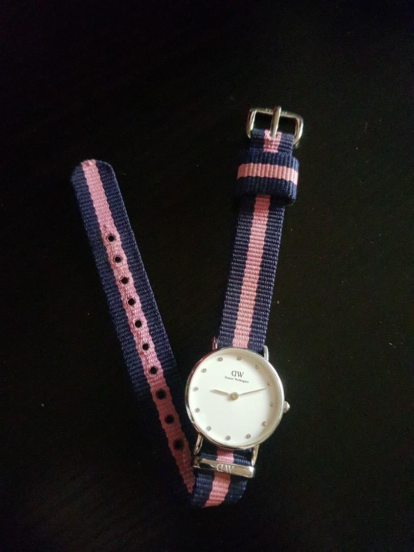 Dw watch hotsell pink