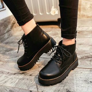 (Category: ) located in . Submitted by ootd.diary (Listing ID 1152783090, Image 1). Description: .