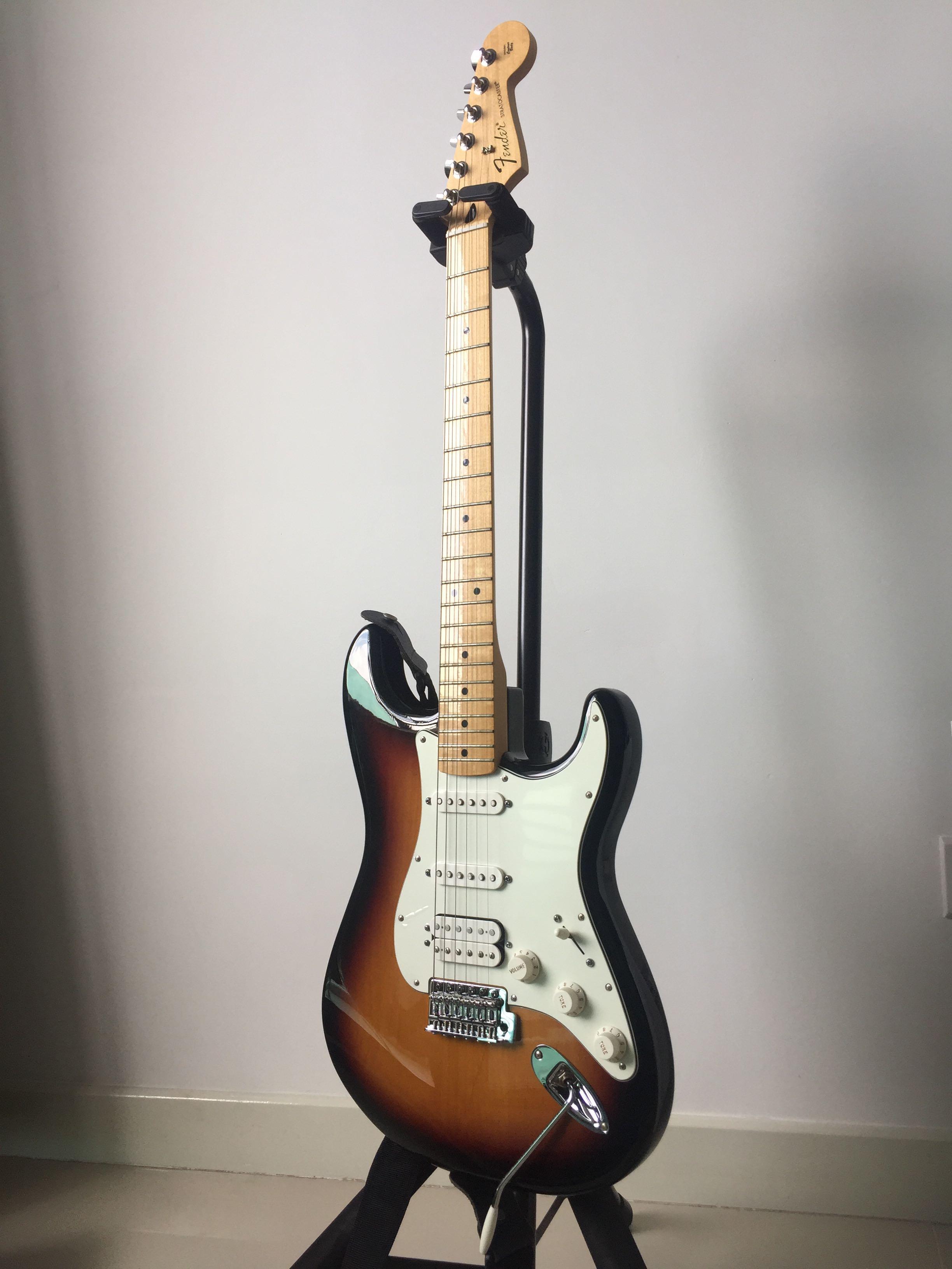 Made in top mexico fender strat