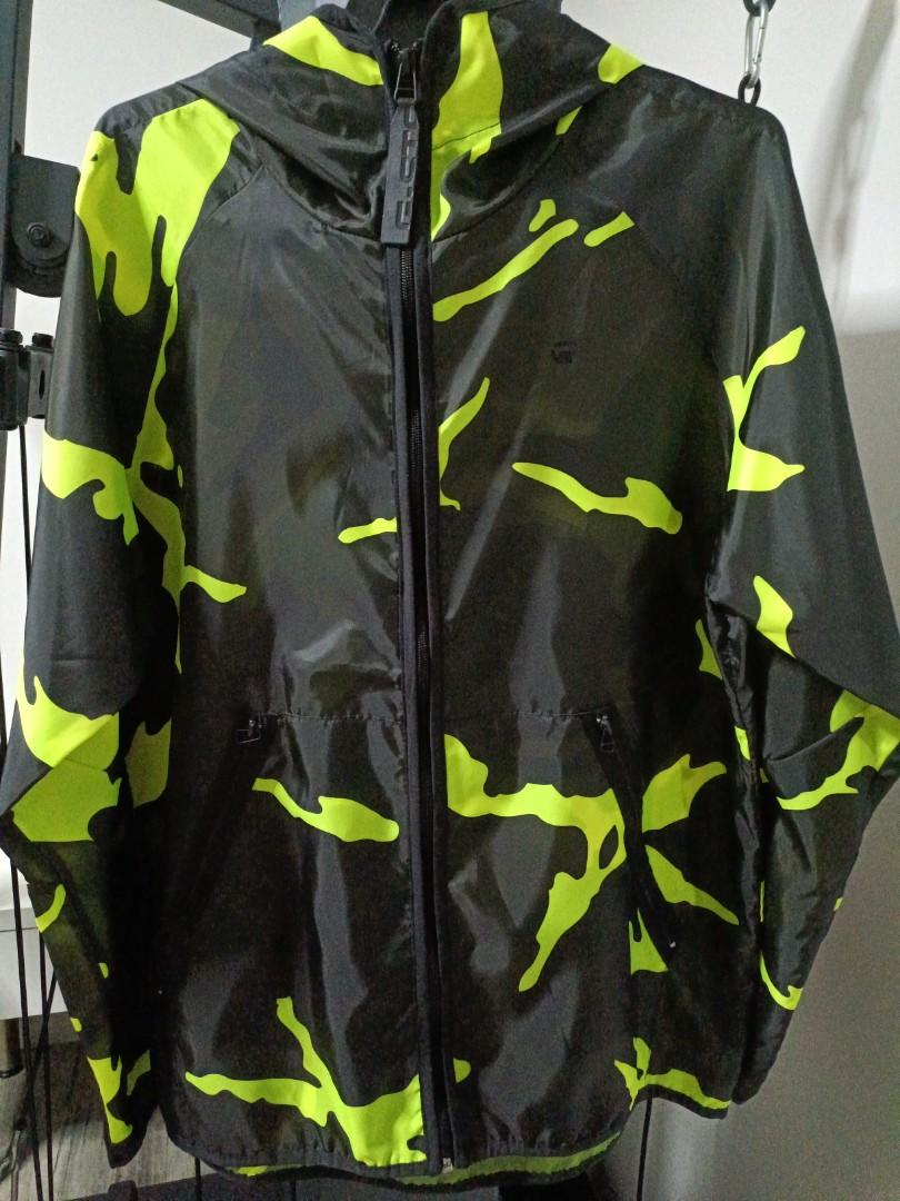 G top star raincoat