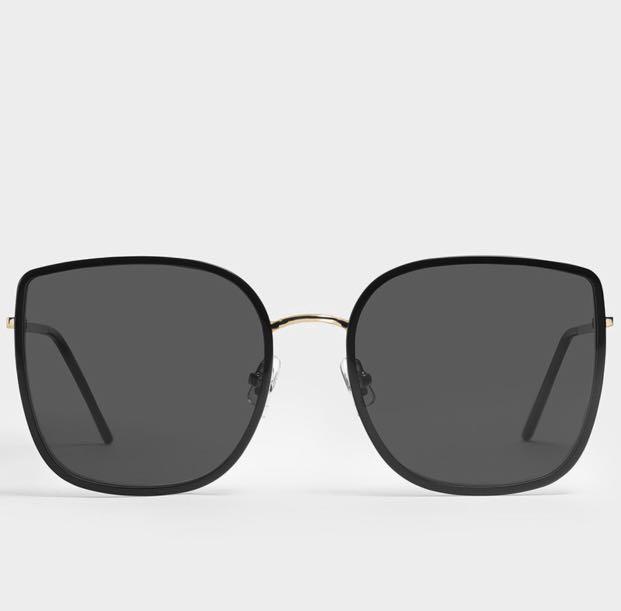 Gentle Monster oversized sunglasses, Women's Fashion, Watches