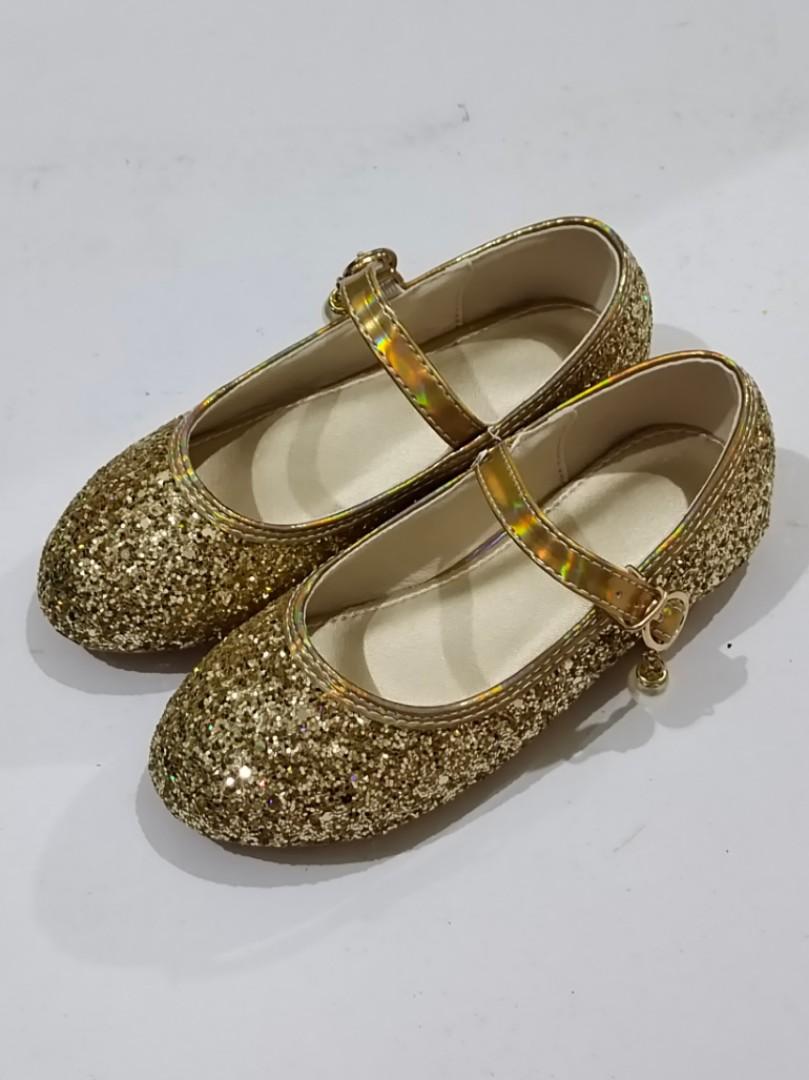 Kid hot sale gold shoes