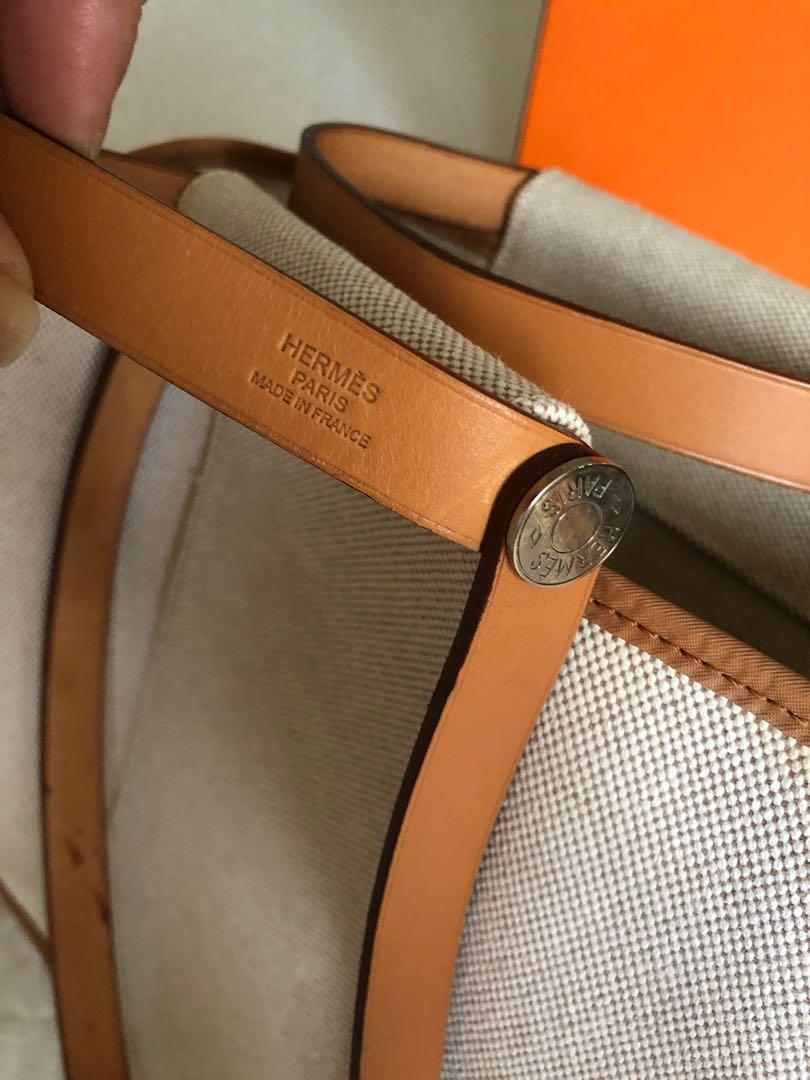 HERMES CABAG (Category: Luxury Bags & Wallets) located in Pasig City. Submitted by editedfinds.ph (Listing ID 1031656703, Image 3). Description: Comes with Bag, dustbag and box.