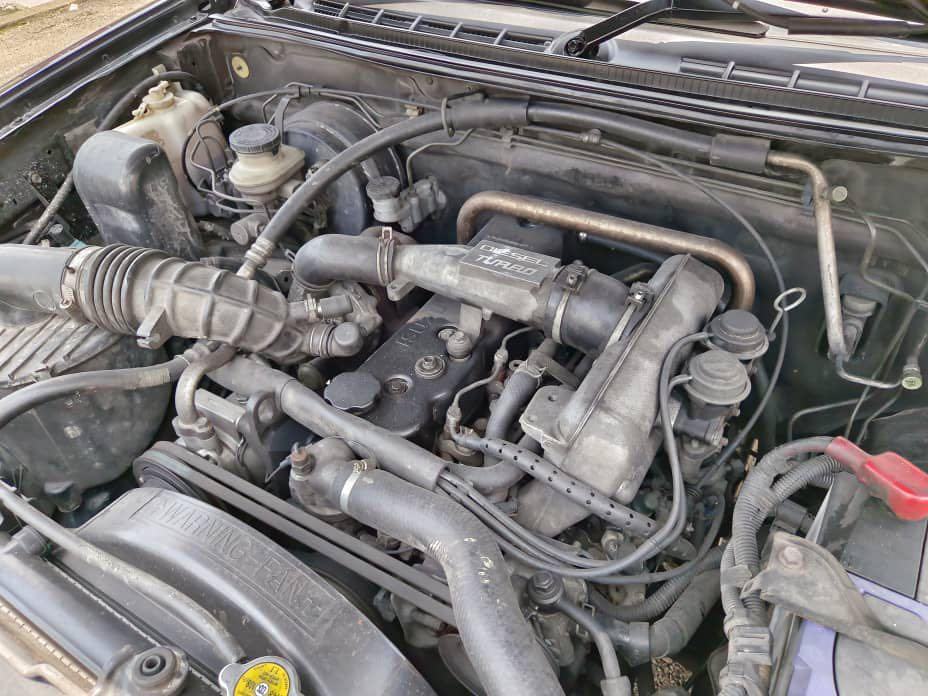 ISUZU DMAX 2.5, Cars, Cars for Sale on Carousell