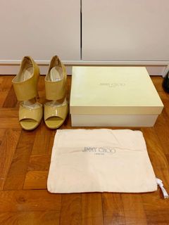 (Category: ) located in . Submitted by closet__x (Listing ID 1152913824, Image 1). Description: .