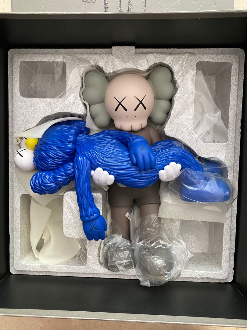 KAWS GONE BROWN - その他