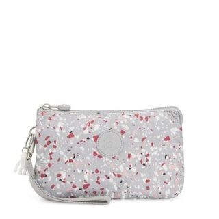 (Category: ) located in . Submitted by tariascloset (Listing ID 1152937874, Image 1). Description: .