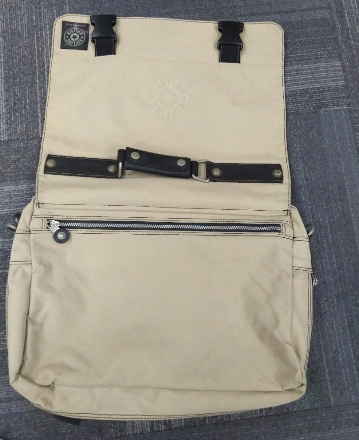 Kipling Messenger Bag, Men's Fashion, Bags, Belt bags, Clutches and