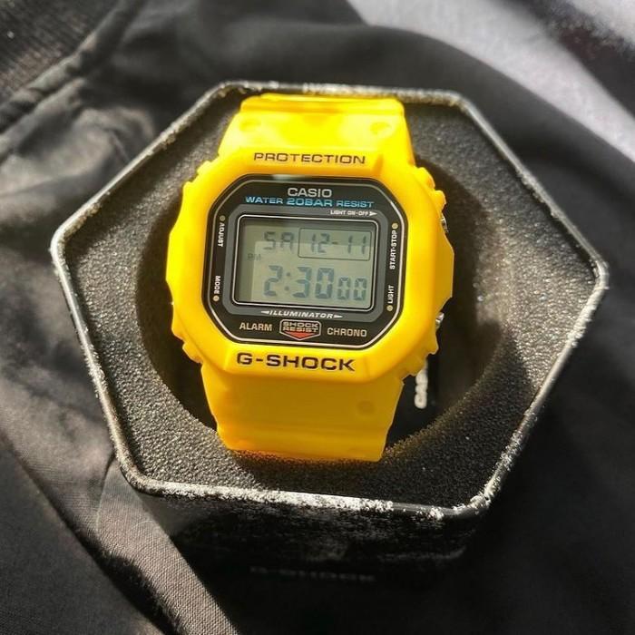 Latest model g shock petak kuning original sale Men s Fashion