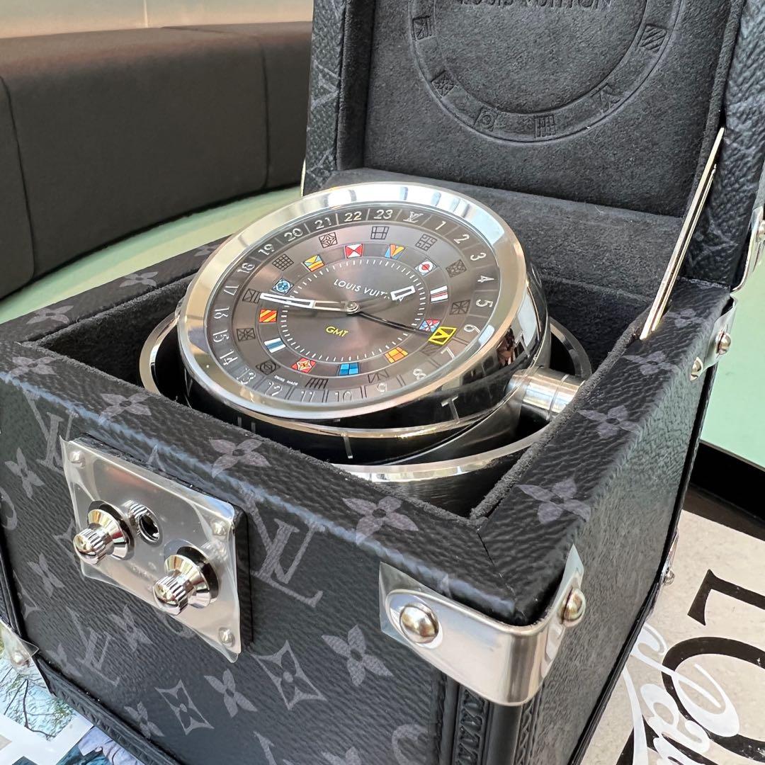 Louis Vuitton Horloge de table LV Trunk Gris ref.240432 - Joli Closet